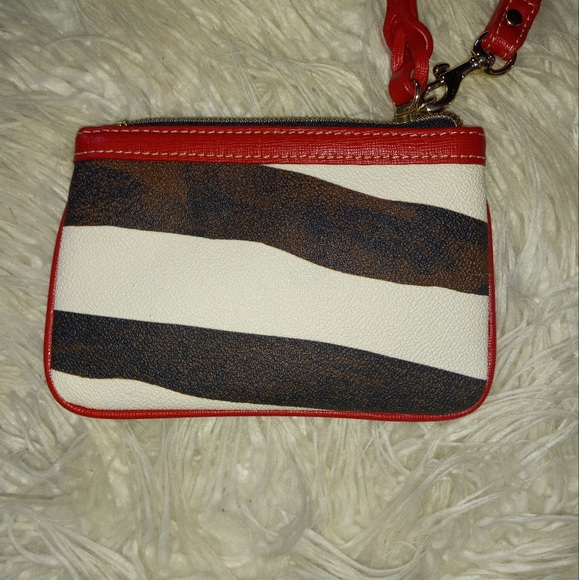 DOONEY & BOURKE - Picture 2 of 2